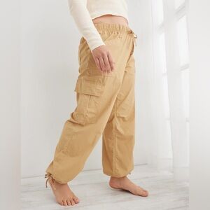 Aerie Tan Avenue Baggy Cargo Pant Size Small